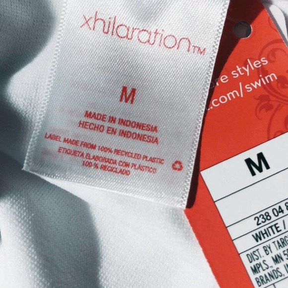 White Bikini Bottoms 💫 - Picture 4 of 4